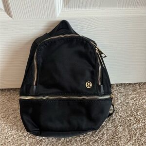 Lululemon city adventure backpack mini ￼